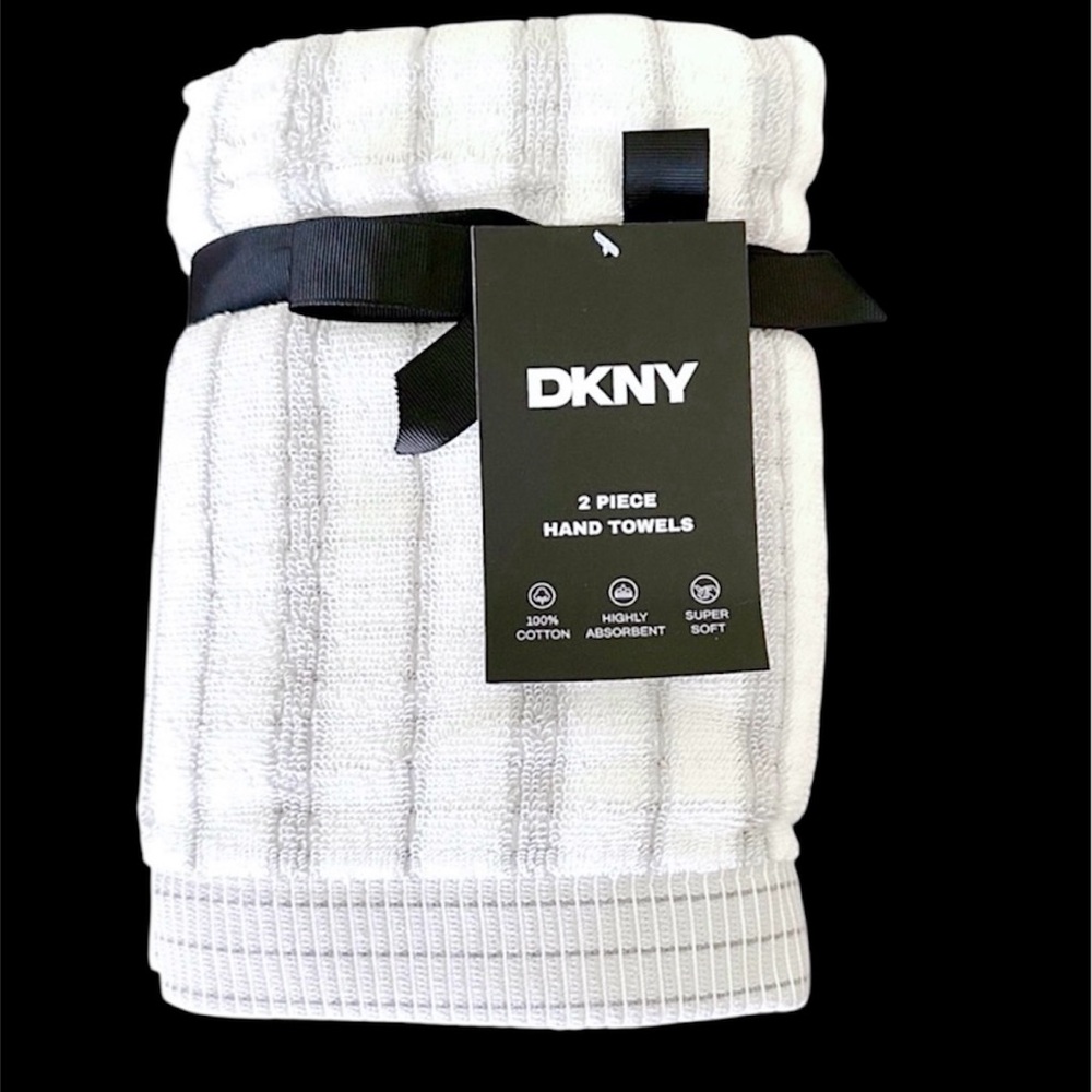DKNY Hand Towels Set of 2 Cotton Gray & White Stripes NEW - Picture 7 of 7